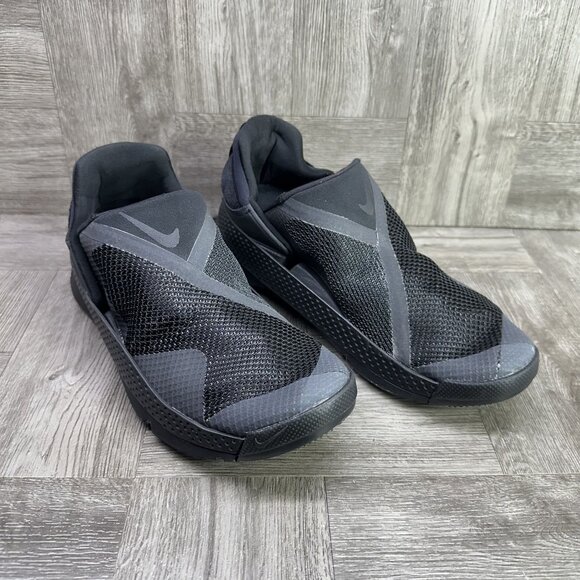 Nike Go Flyease Women's size 7.5 Easy On Off Black Slip On Shoes DR5540-006 - Picture 2 of 9